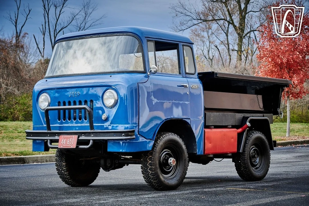1961 Jeep Forward Control - Image 4 of 12