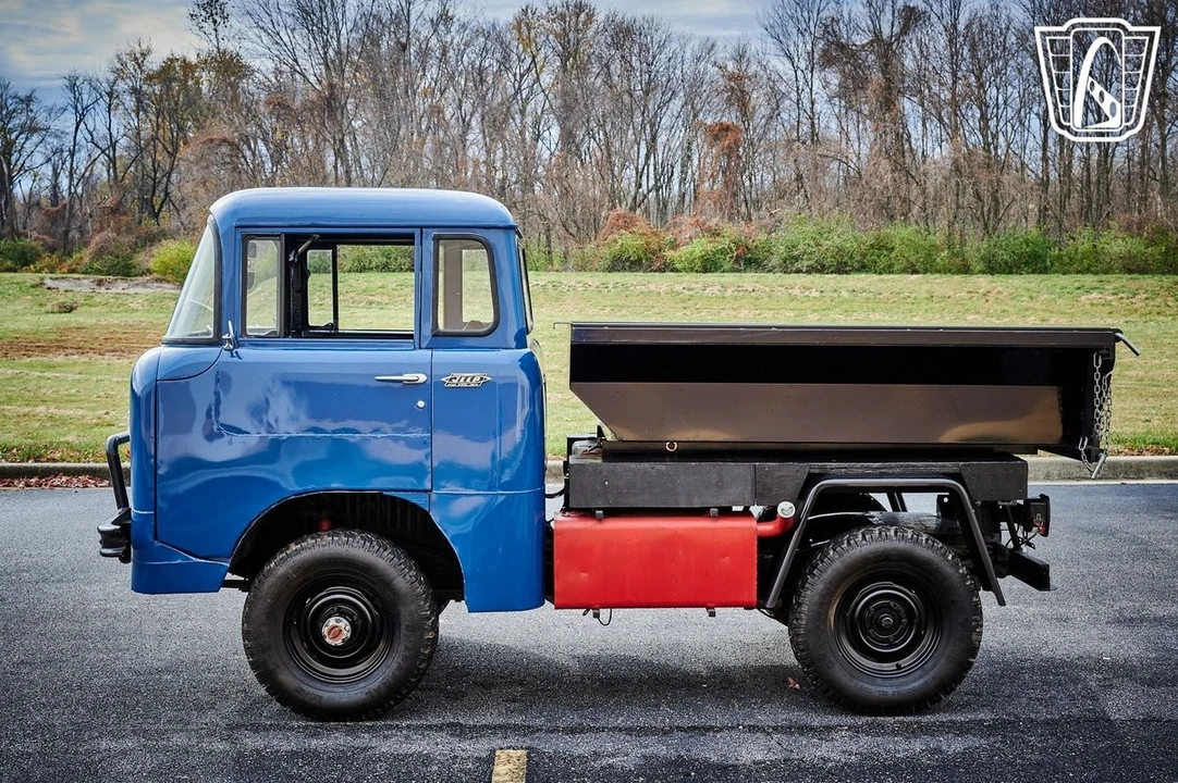 1961 Jeep Forward Control - Image 6 of 12