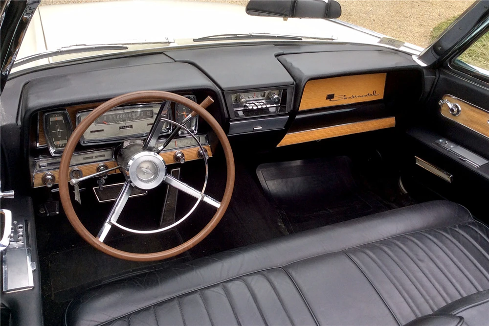 1961 Lincoln Continental 4th Gen - Image 2 of 2