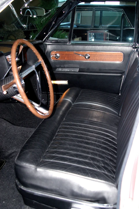 1961 Lincoln Continental 4th Gen - Image 4 of 5