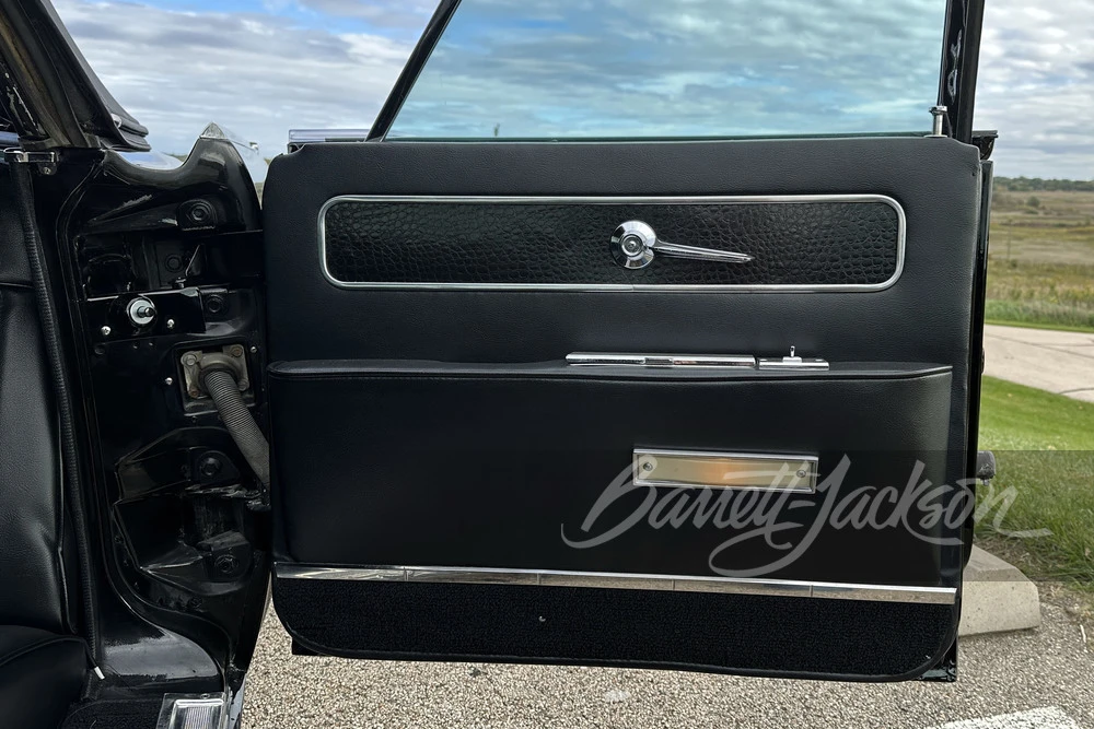 1961 Lincoln Continental 4th Gen - Image 4 of 31