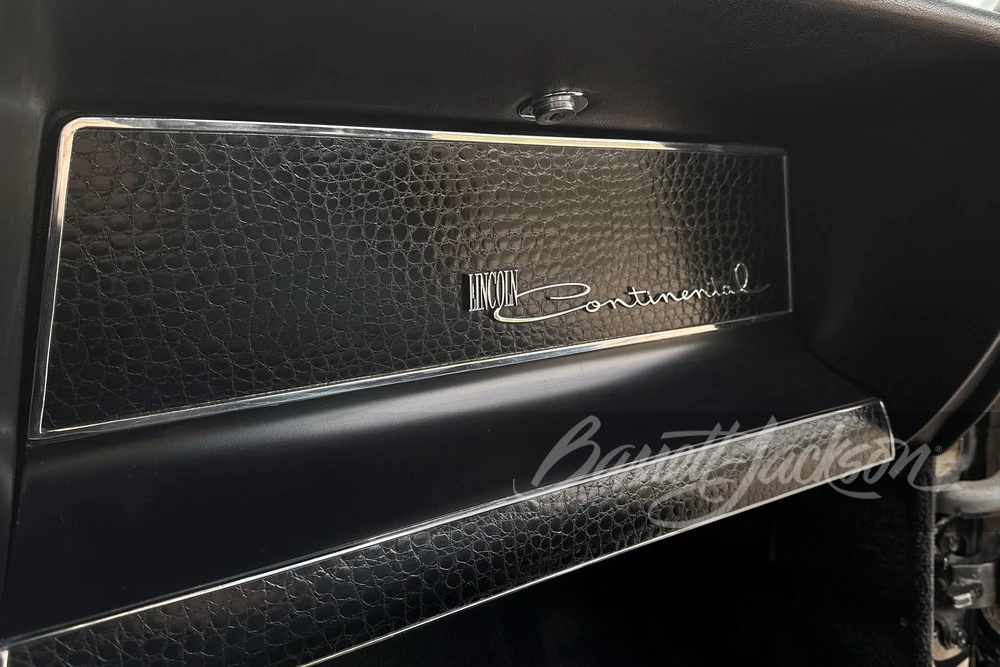 1961 Lincoln Continental 4th Gen - Image 7 of 31