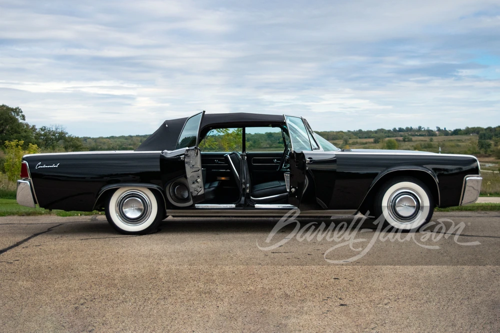 1961 Lincoln Continental 4th Gen - Image 8 of 31