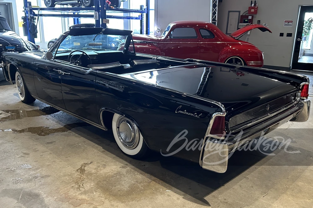1961 Lincoln Continental 4th Gen - Image 10 of 31