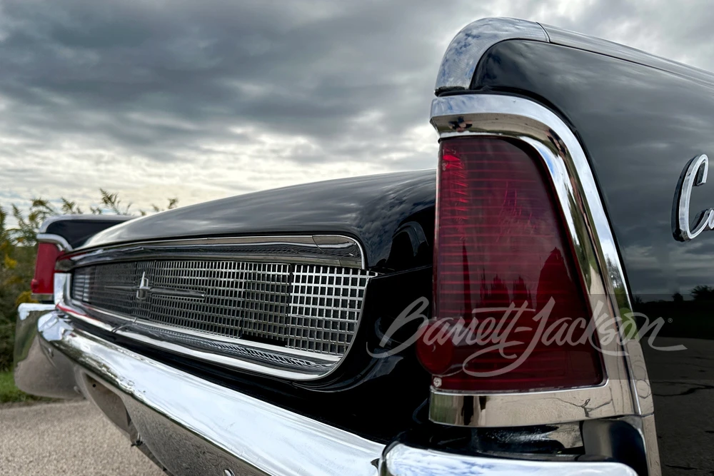 1961 Lincoln Continental 4th Gen - Image 28 of 31
