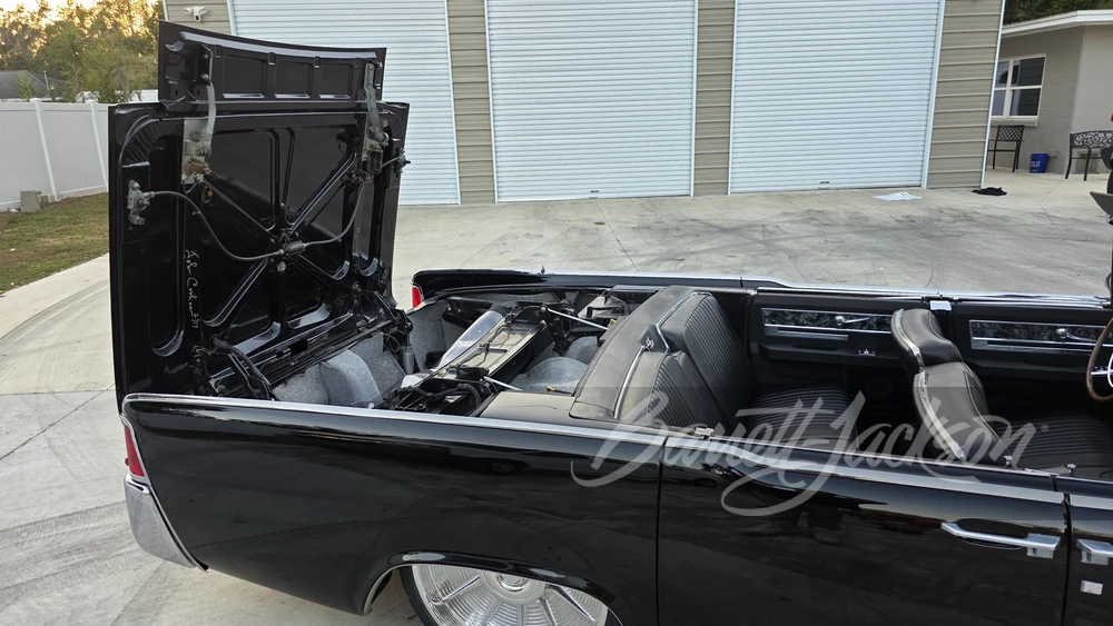 1961 Lincoln Continental 4th Gen - Image 9 of 22