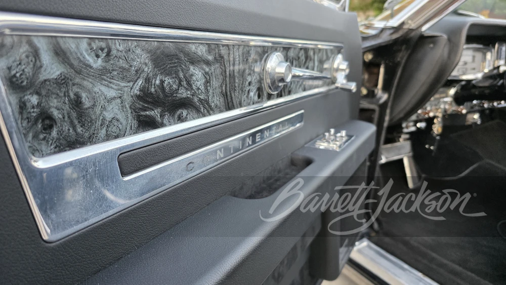 1961 Lincoln Continental 4th Gen - Image 11 of 22