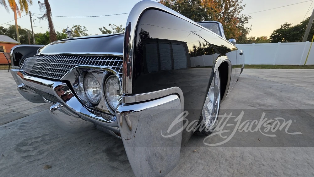 1961 Lincoln Continental 4th Gen - Image 21 of 22