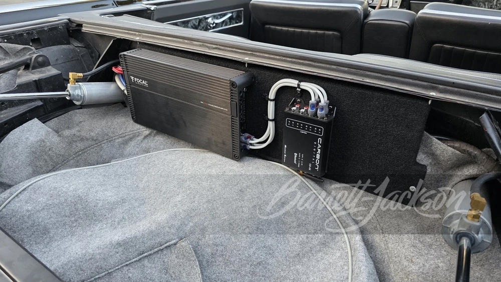 1961 Lincoln Continental 4th Gen - Image 22 of 22