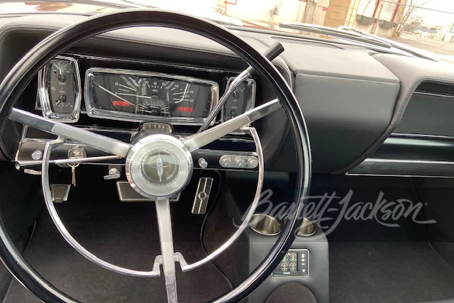 1961 Lincoln Continental 4th Gen - Image 9 of 16