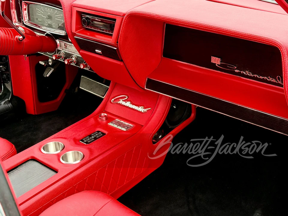 1961 Lincoln Continental 4th Gen - Image 7 of 16