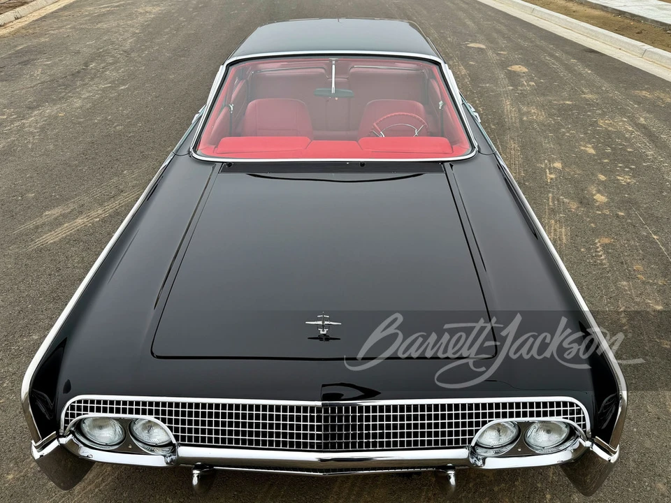 1961 Lincoln Continental 4th Gen - Image 10 of 16