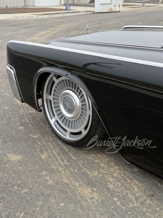 1961 Lincoln Continental 4th Gen - Image 13 of 16