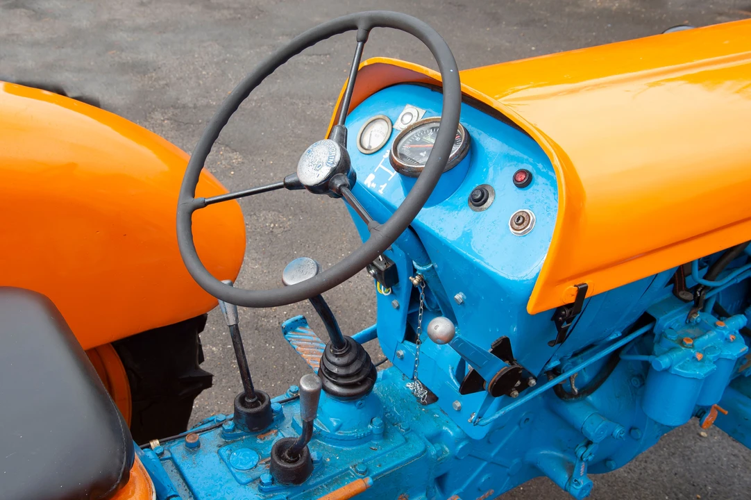 1961 Lamborghini Tractors - Image 6 of 17