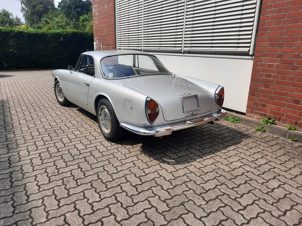 1961 Lancia Flaminia - Image 8 of 30