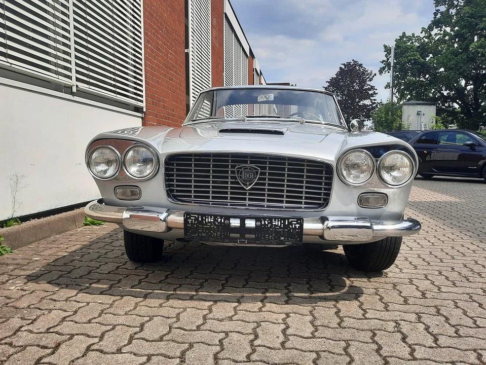 1961 Lancia Flaminia - Image 17 of 30