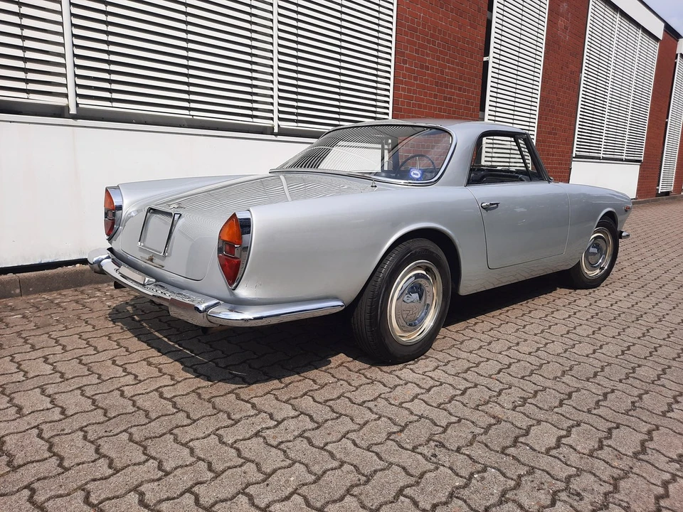 1961 Lancia Flaminia - Image 11 of 30