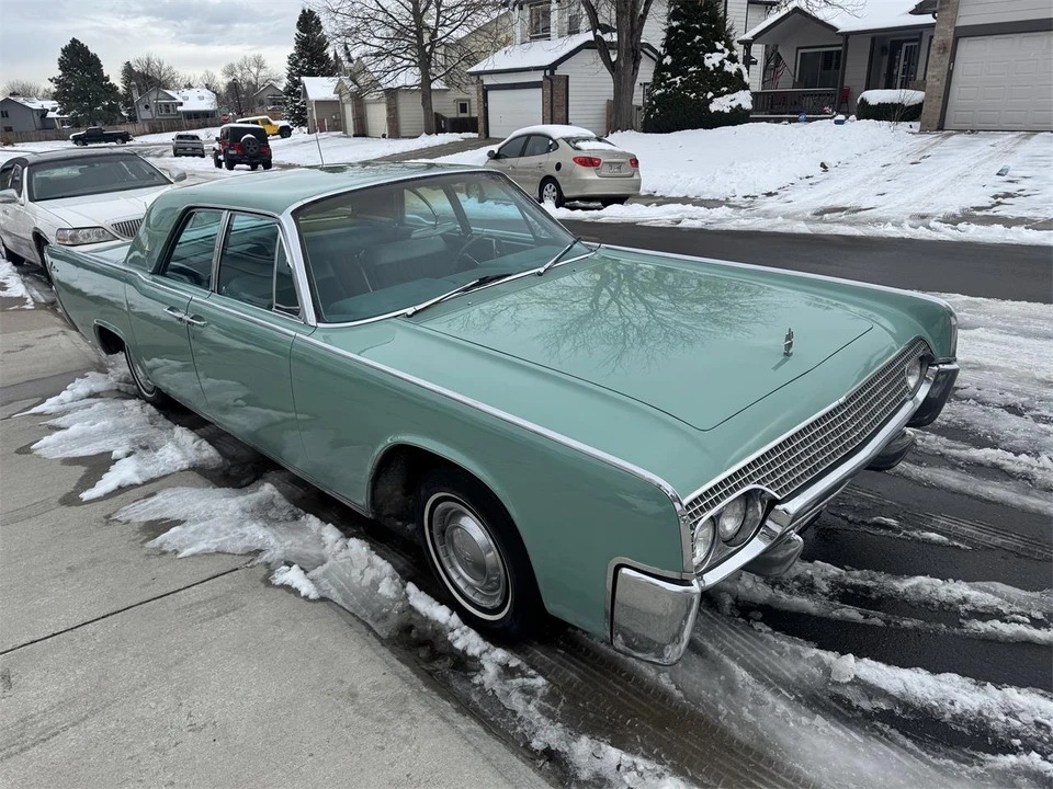 1961 Lincoln Continental 4th Gen - Image 3 of 14