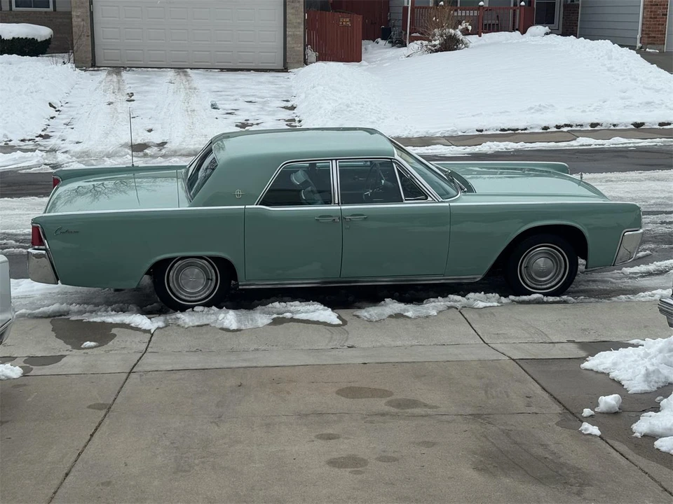 1961 Lincoln Continental 4th Gen - Image 5 of 14