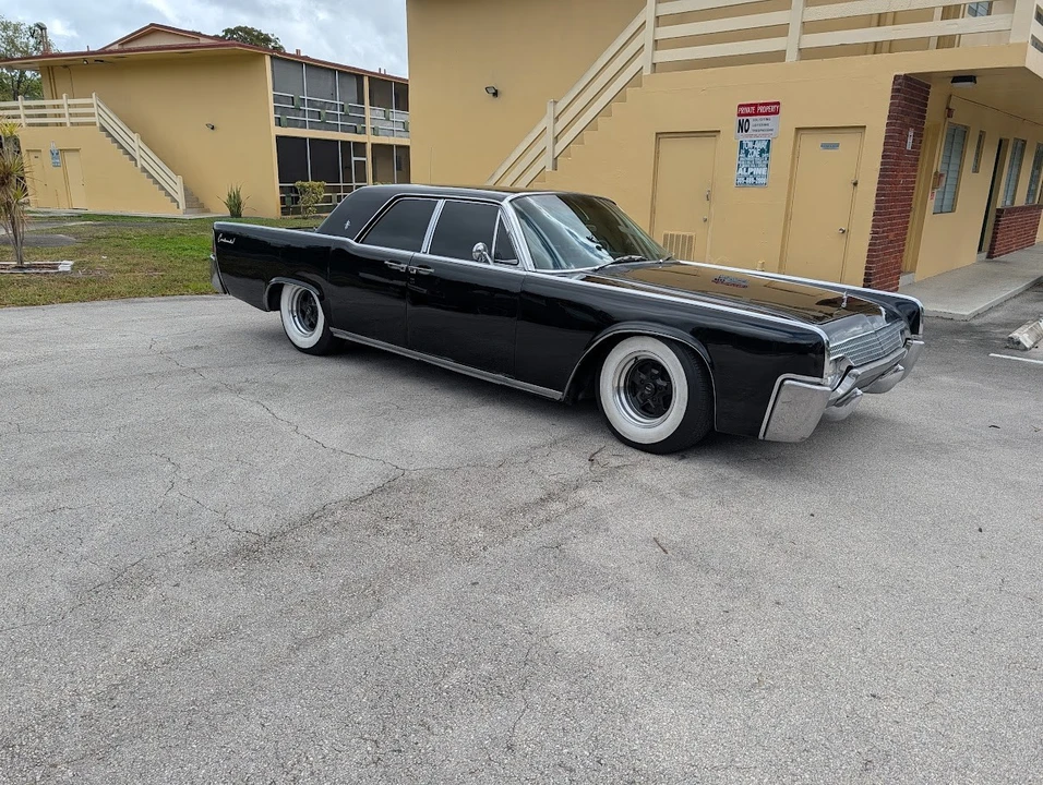 1961 Lincoln Continental 4th Gen - Image 8 of 21