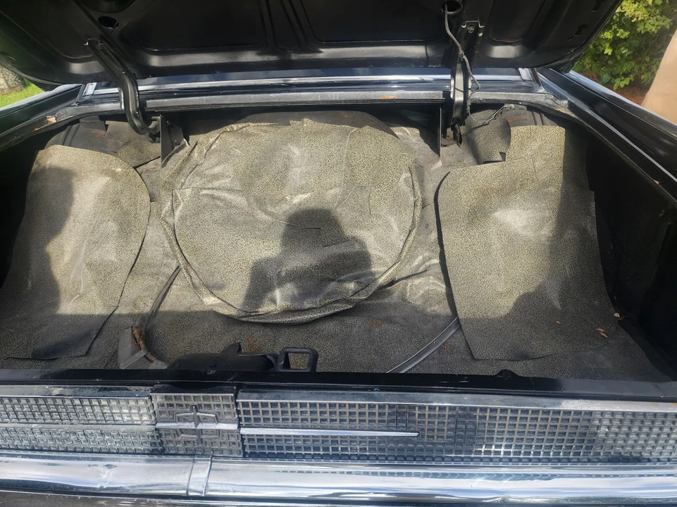 1961 Lincoln Continental 4th Gen - Image 14 of 21