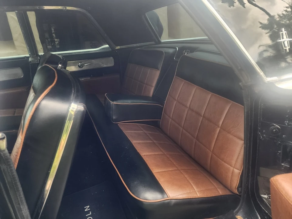 1961 Lincoln Continental 4th Gen - Image 12 of 21