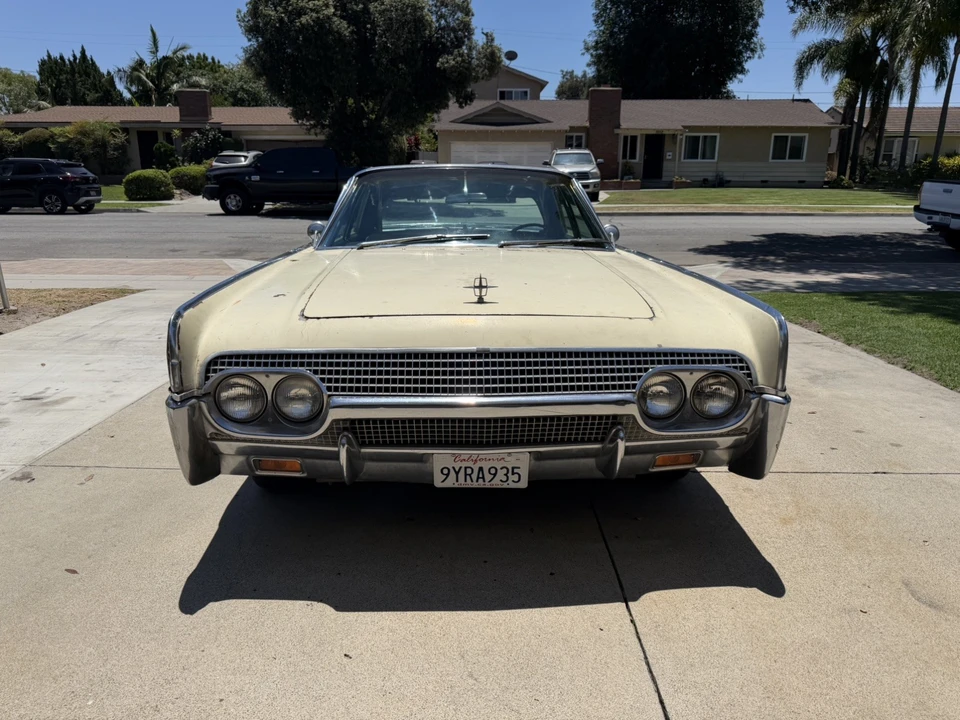 1961 Lincoln Continental 4th Gen - Image 23 of 25