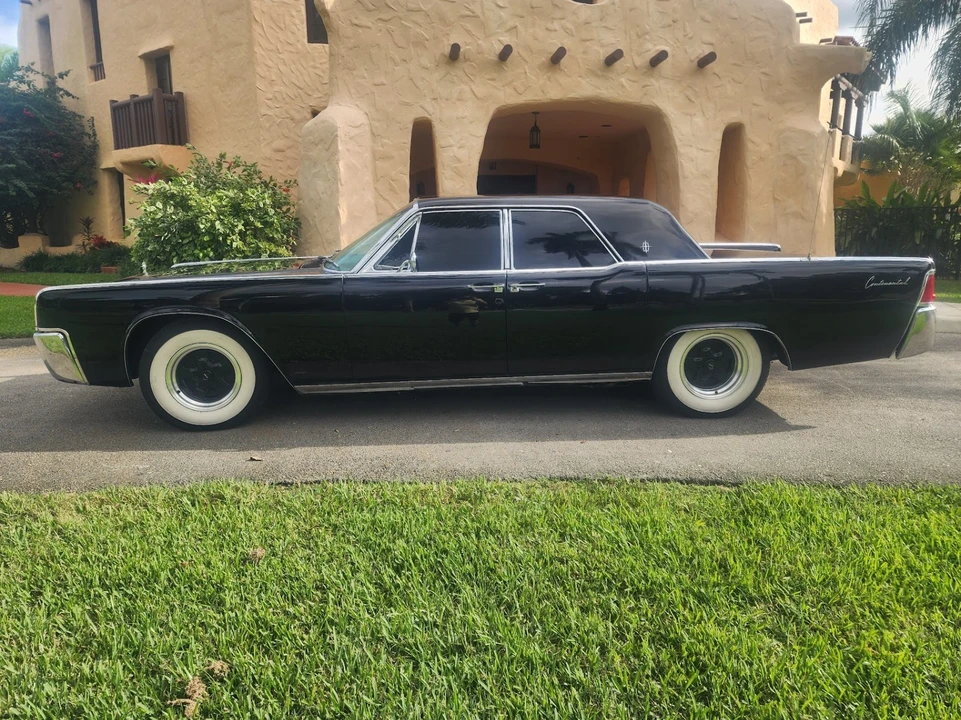 1961 Lincoln Continental 4th Gen - Image 3 of 21