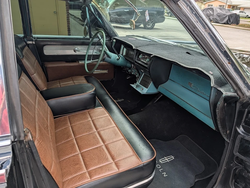 1961 Lincoln Continental 4th Gen - Image 15 of 21