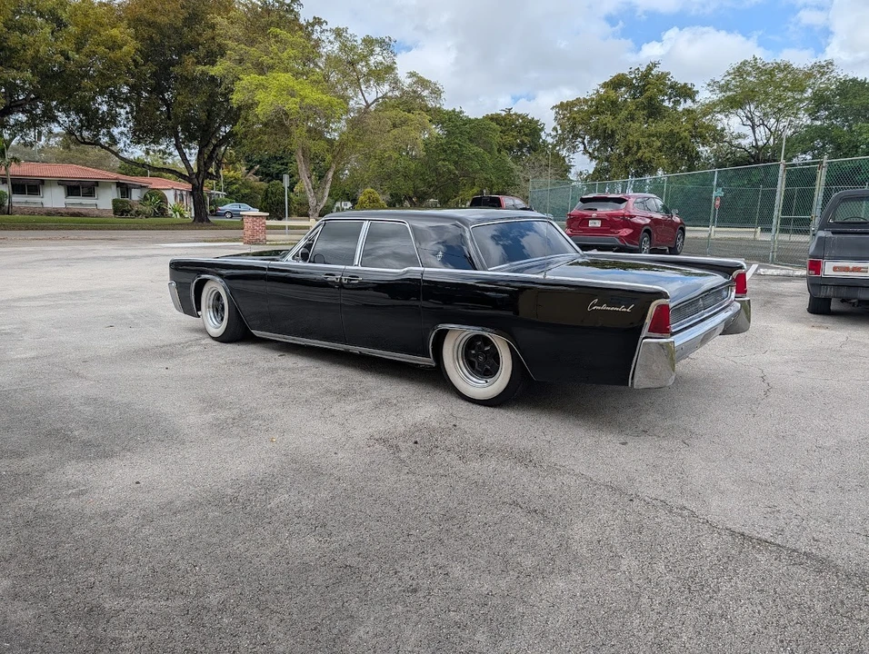 1961 Lincoln Continental 4th Gen - Image 4 of 21