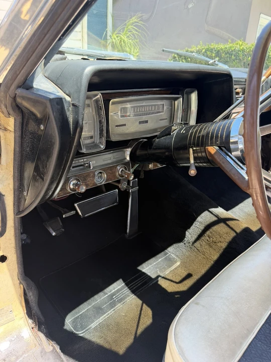 1961 Lincoln Continental 4th Gen - Image 18 of 25