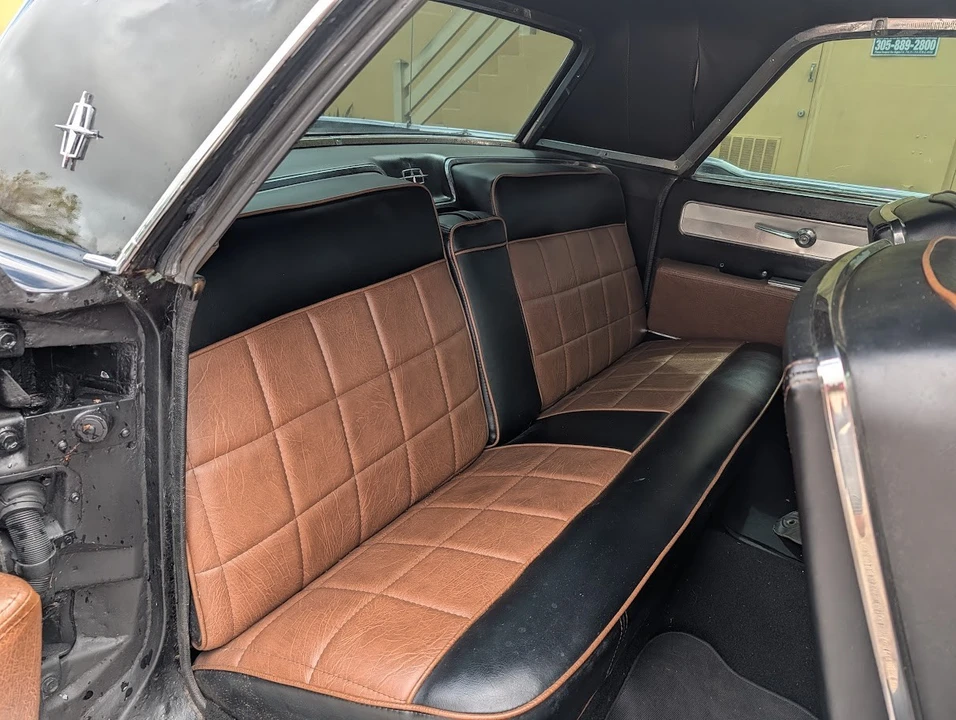 1961 Lincoln Continental 4th Gen - Image 17 of 21