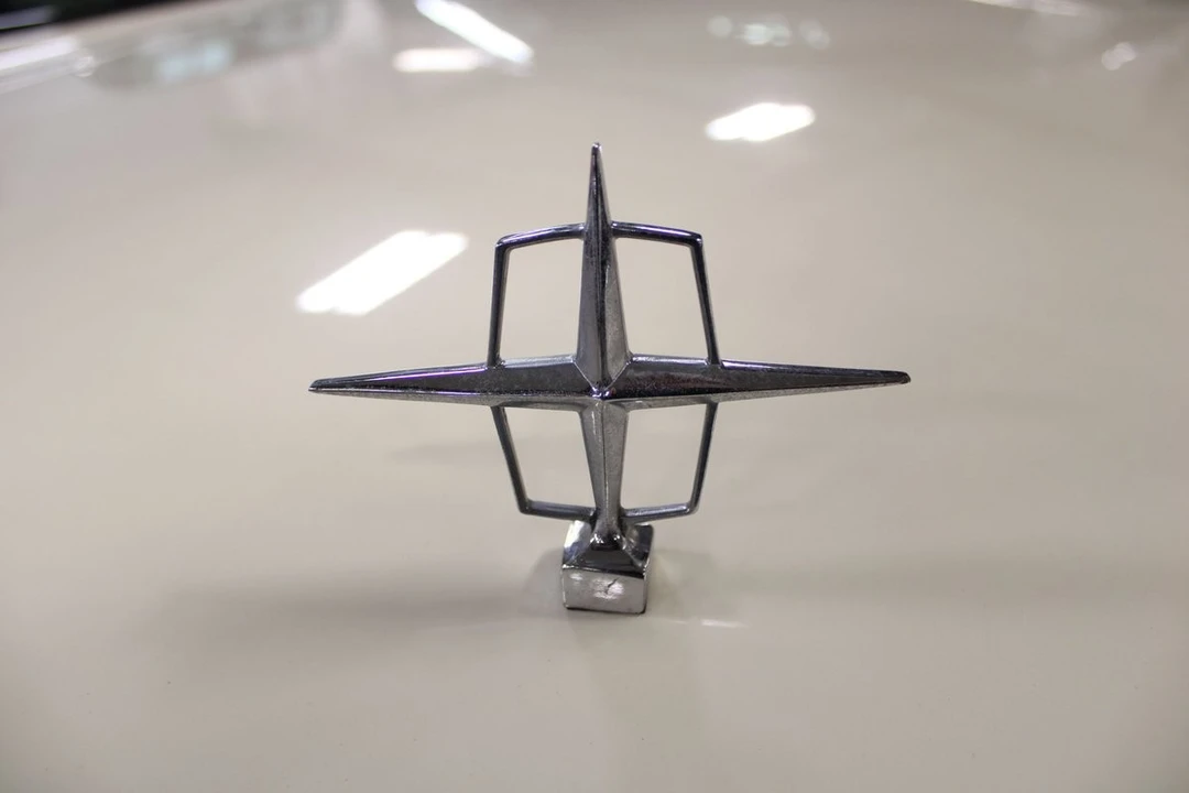 1961 Lincoln Continental 4th Gen - Image 16 of 21