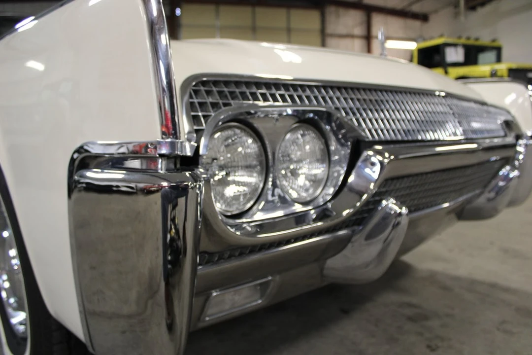 1961 Lincoln Continental 4th Gen - Image 15 of 21