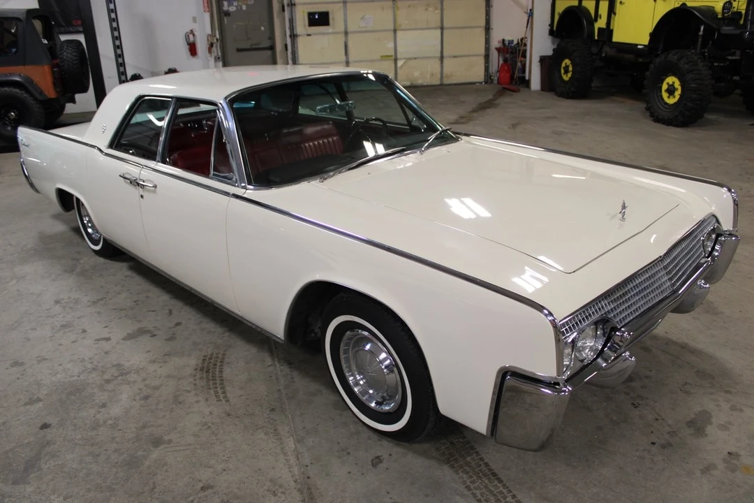 1961 Lincoln Continental 4th Gen - Image 21 of 21