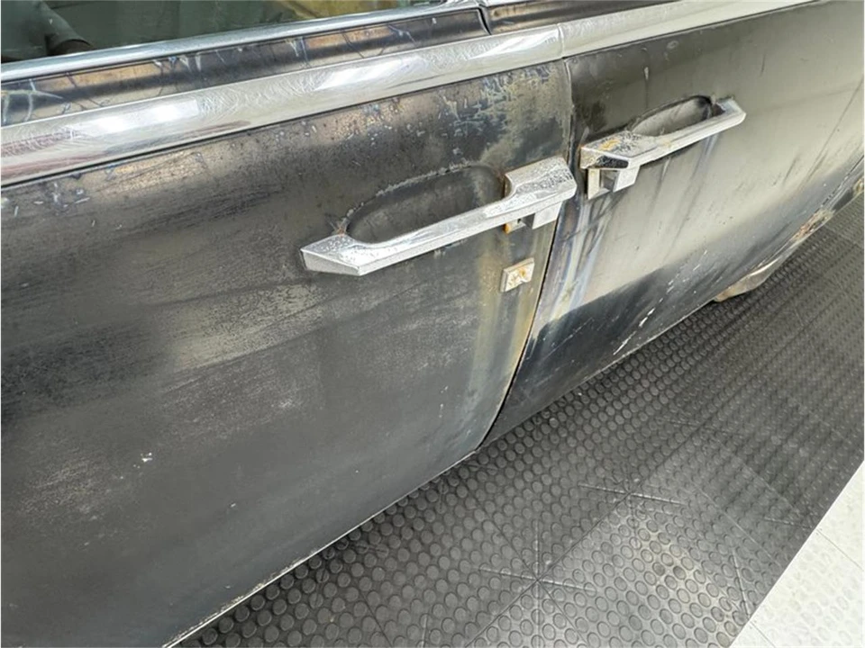 1961 Lincoln Continental 4th Gen - Image 16 of 31