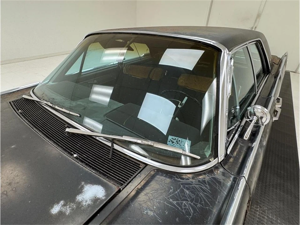 1961 Lincoln Continental 4th Gen - Image 13 of 31