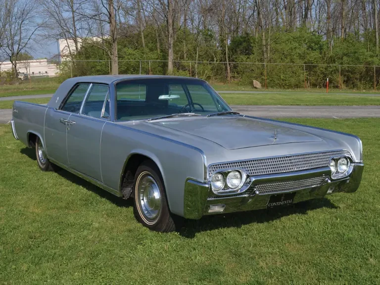 1961 Lincoln Continental 4th Gen - Image 2 of 2
