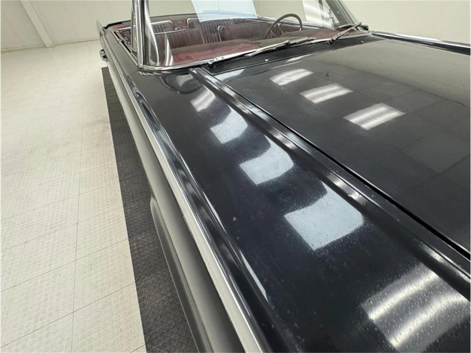 1961 Lincoln Continental 4th Gen - Image 26 of 31
