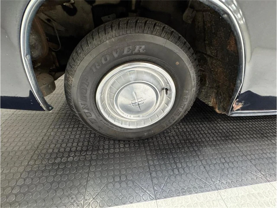1961 Lincoln Continental 4th Gen - Image 12 of 31