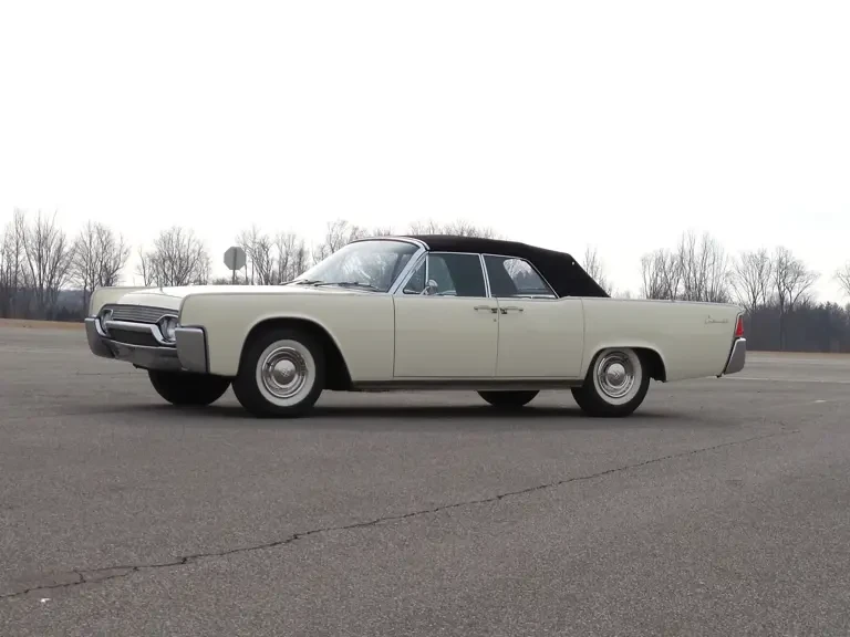 1961 Lincoln Continental 4th Gen - Image 2 of 2