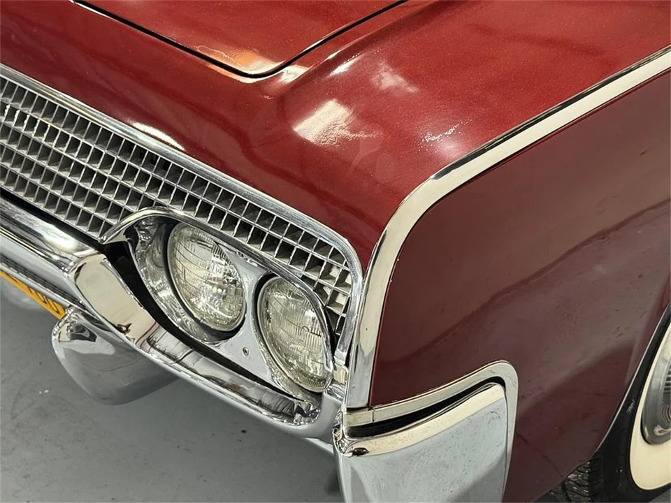 1961 Lincoln Continental 4th Gen - Image 18 of 31