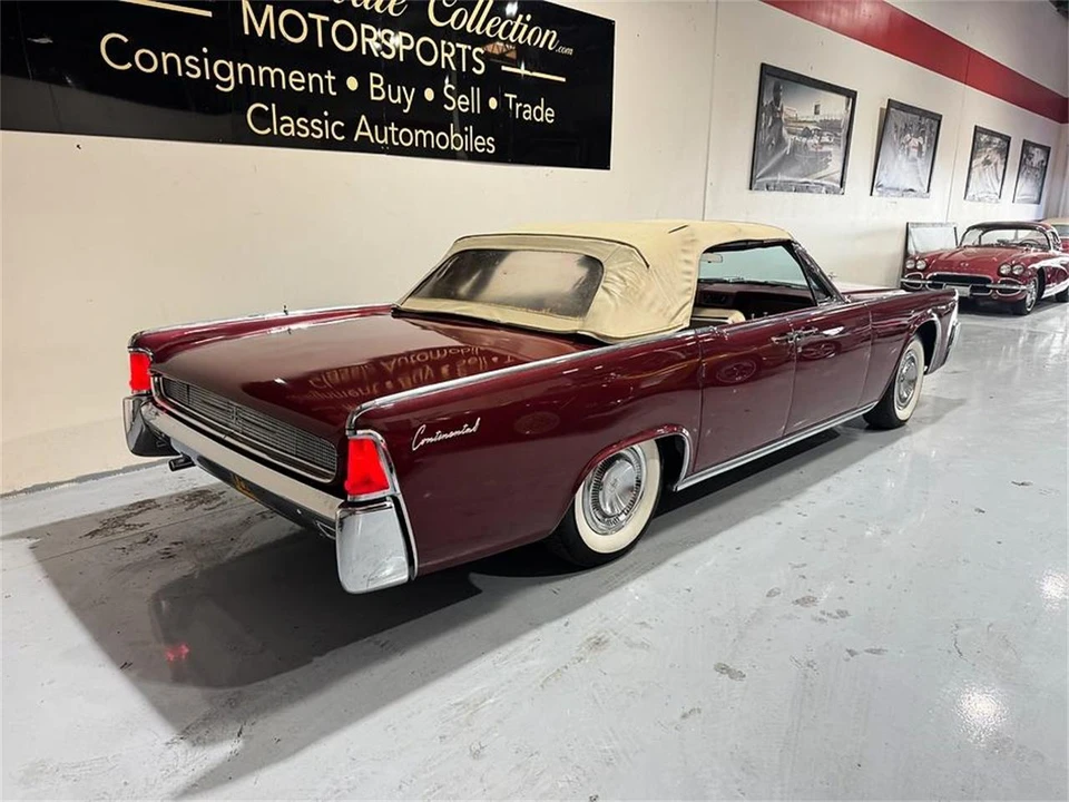 1961 Lincoln Continental 4th Gen - Image 5 of 31