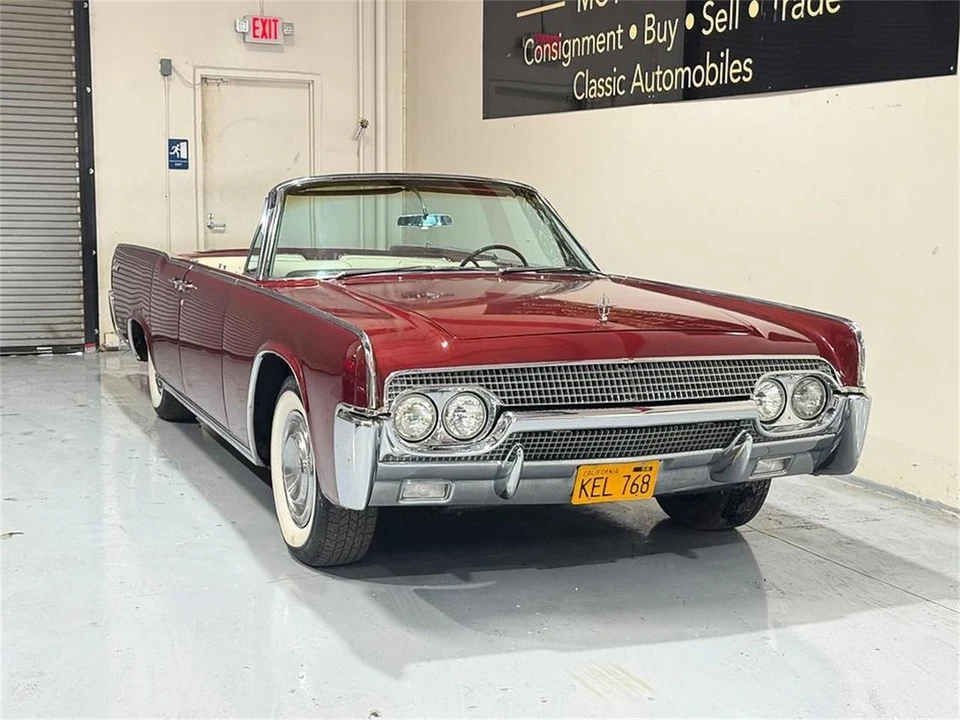 1961 Lincoln Continental 4th Gen - Image 29 of 31