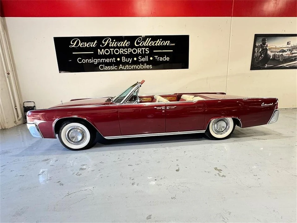 1961 Lincoln Continental 4th Gen - Image 30 of 31