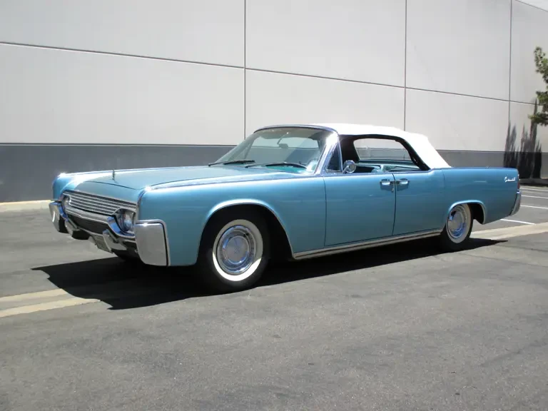 1961 Lincoln Continental 4th Gen - Image 2 of 2