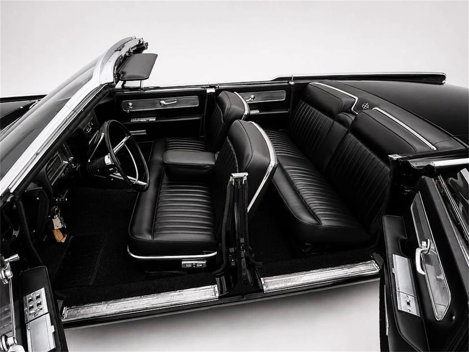 1961 Lincoln Continental 4th Gen - Image 11 of 26