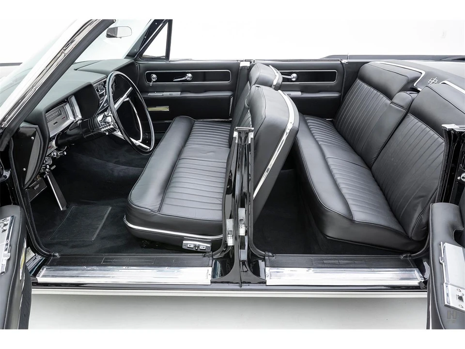 1961 Lincoln Continental 4th Gen - Image 11 of 31