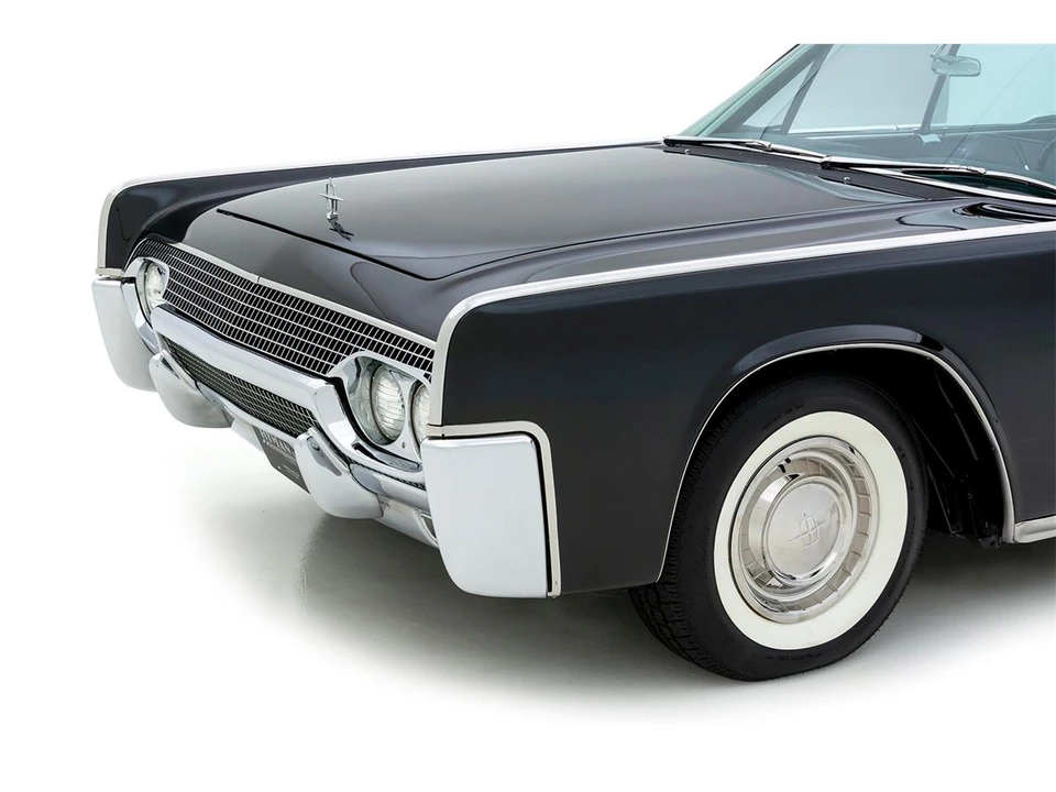1961 Lincoln Continental 4th Gen - Image 19 of 31