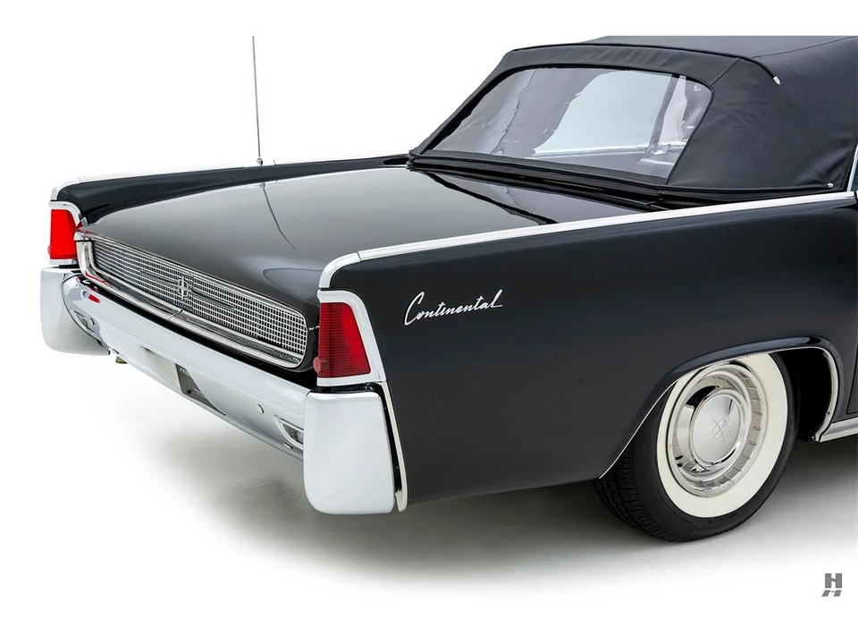 1961 Lincoln Continental 4th Gen - Image 23 of 31